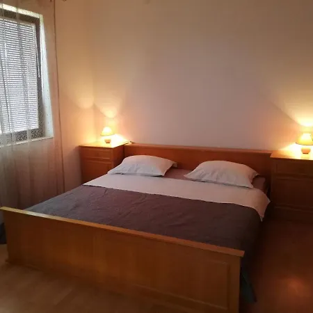 Apartament Danica